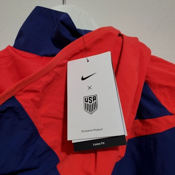 Nike USA Women’s Sz SMALLS Soccer All Weather Wind breaker Jacket CZ4334-688.NWT - Picture 10 of 12